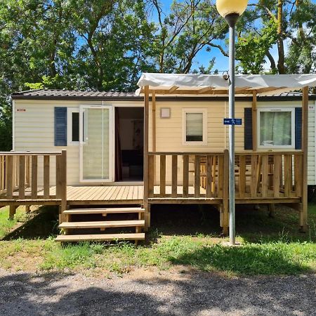 Mobil Home Camping Des 7 Fonts Agde Buitenkant foto